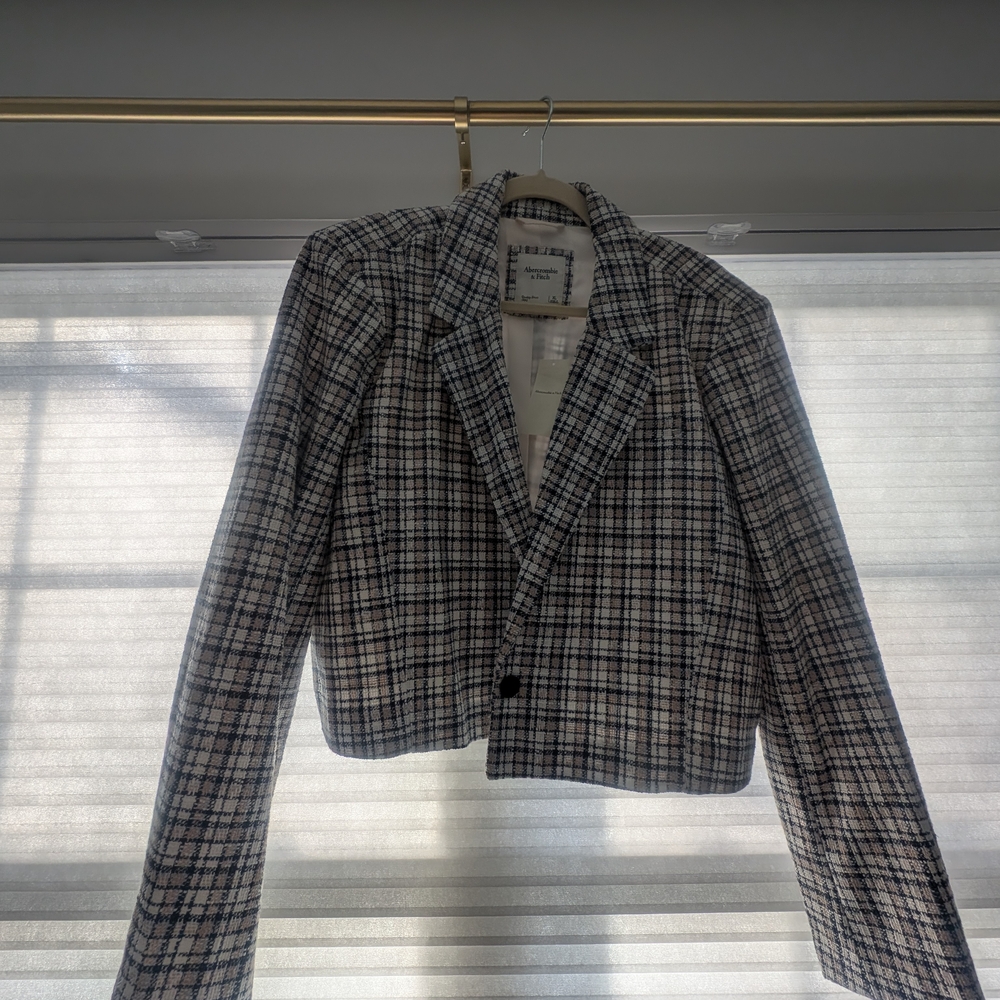 Abercrombie & Fitch Black and White Plaid Blazer